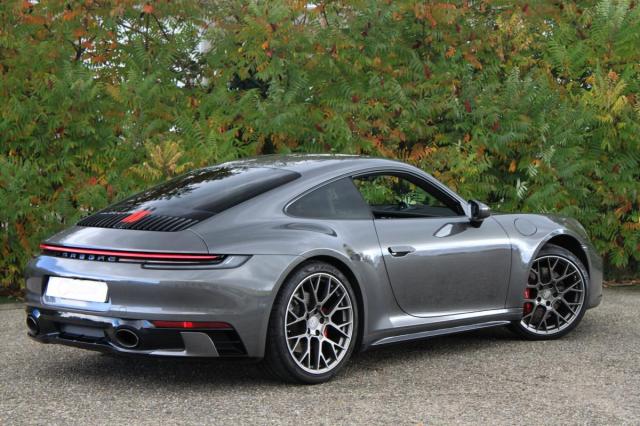 Porsche 911 image 1