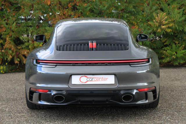 Porsche 911 image 5