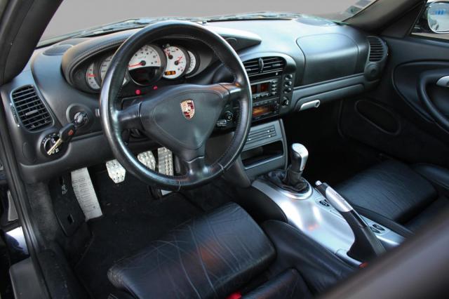Porsche 911 image 1