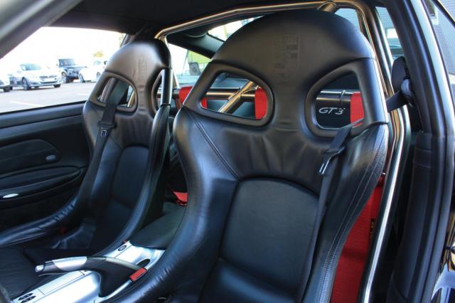 Porsche 911 image 8