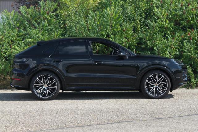 Porsche Cayenne image 6