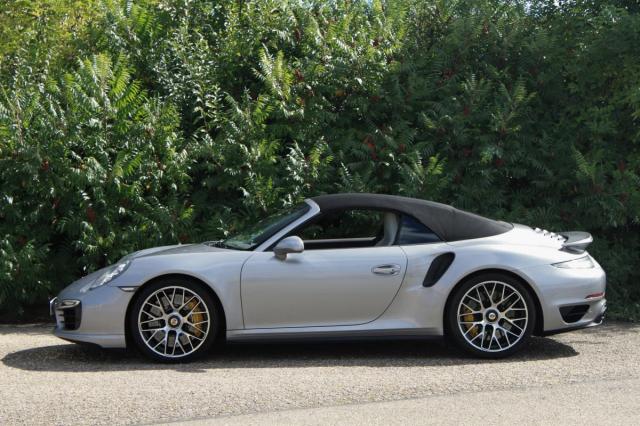 Porsche 911 image 5