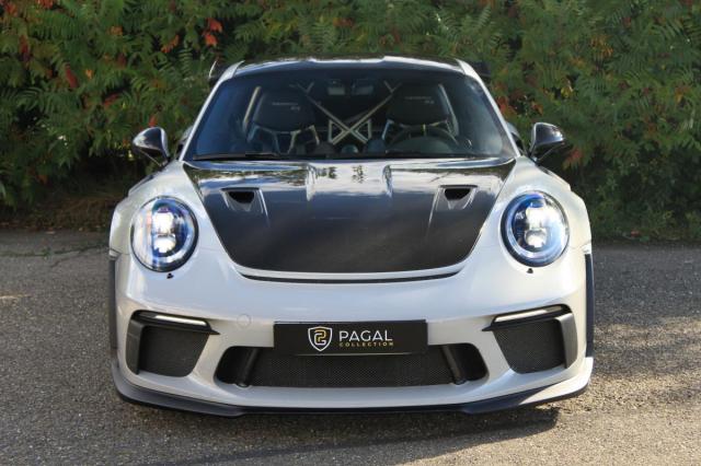 Porsche 911 image 6