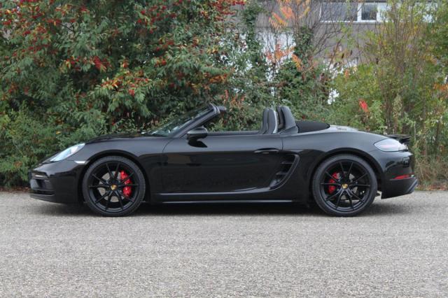 Porsche 718 image 3