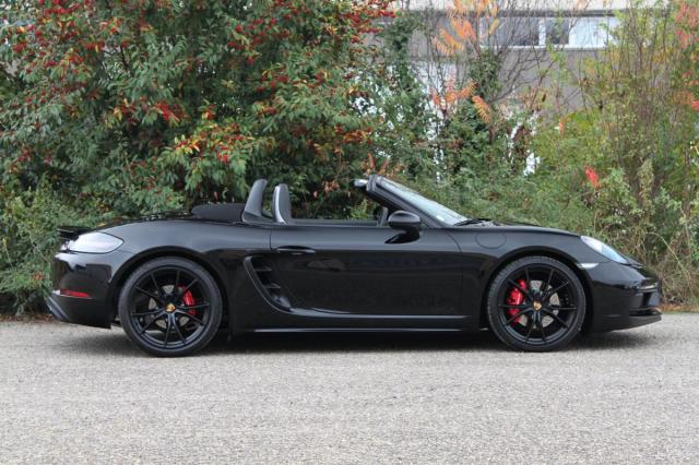 Porsche 718 image 4