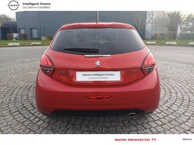 Peugeot 208 image 9