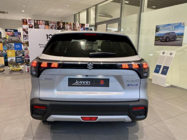 Suzuki S-Cross image 9