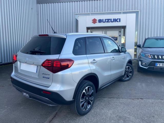 Suzuki Vitara image 3