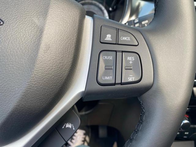 Suzuki Vitara image 8