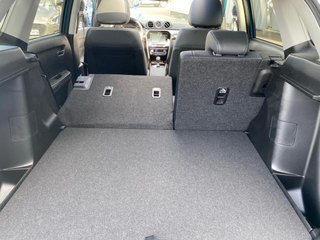 Suzuki Vitara image 9