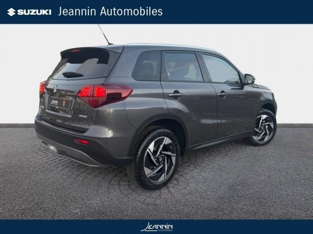 Suzuki Vitara image 9