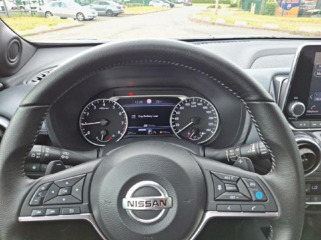 Nissan Juke image 7