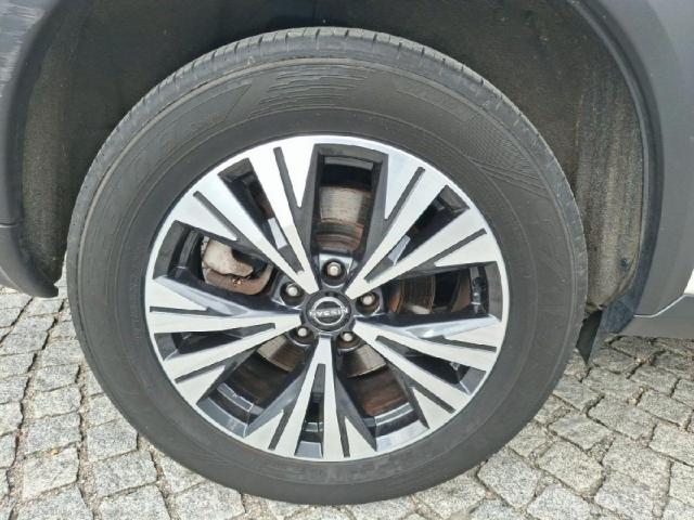 Nissan X-Trail image 8