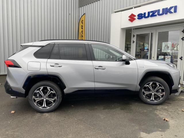 Suzuki Across image 3