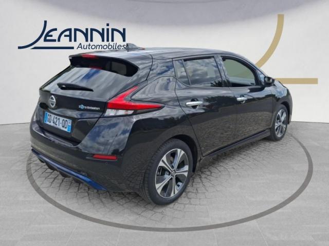 Nissan Leaf image 2