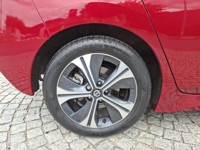 Nissan Leaf image 4