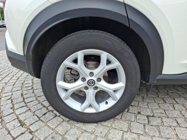 Nissan Juke image 2