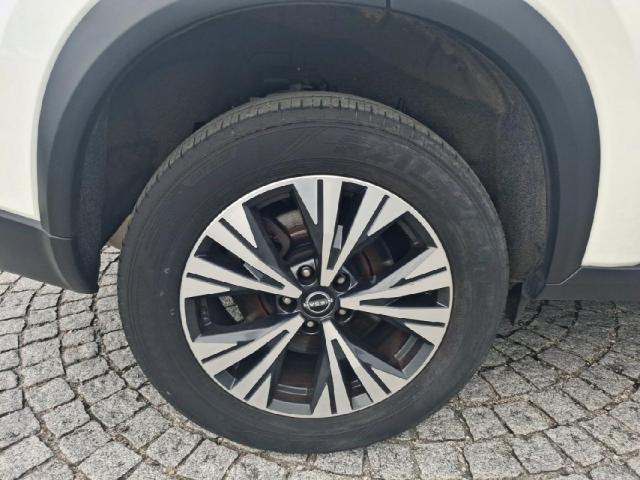 Nissan X-Trail image 5