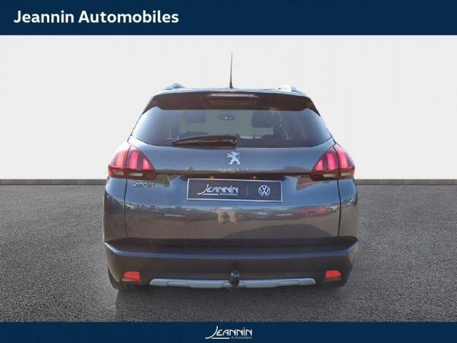 Peugeot 2008 image 1