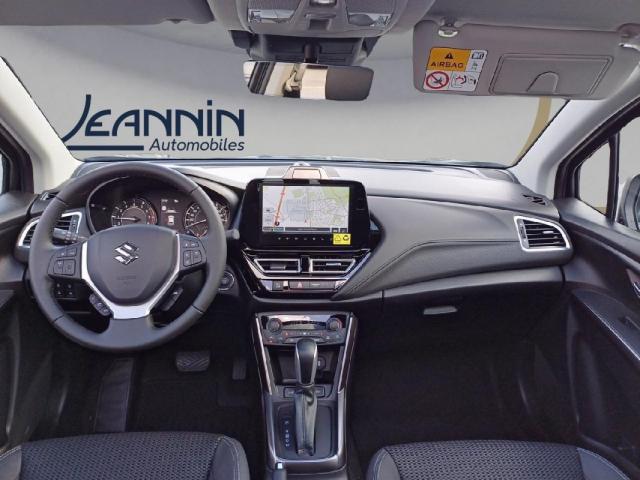 Suzuki S-Cross image 1