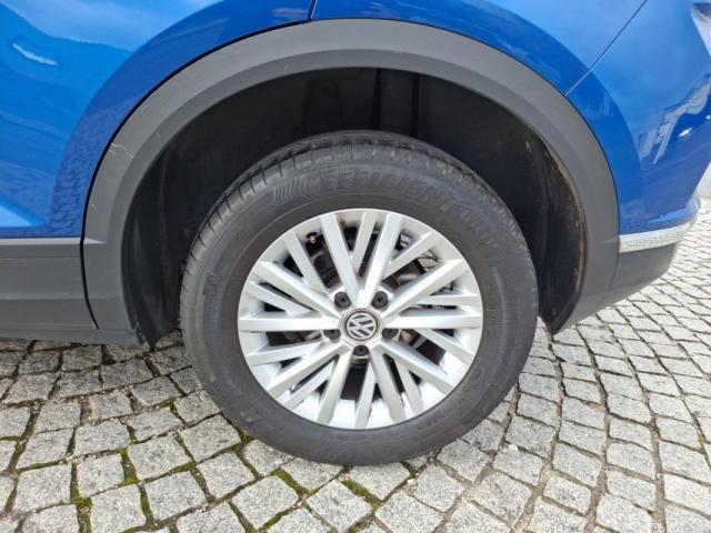 Volkswagen T-Roc image 6