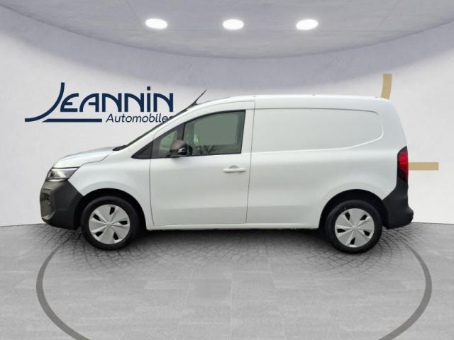 Nissan Townstar image 9