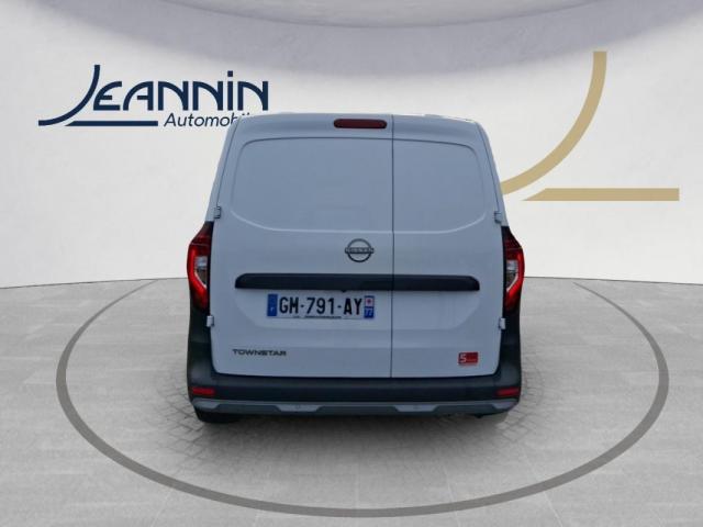 Nissan Townstar image 2