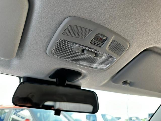 Suzuki Swift image 6