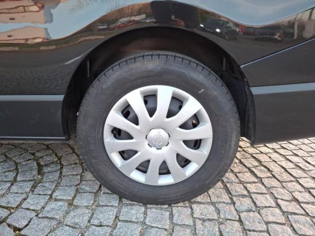 Nissan Primastar image 8