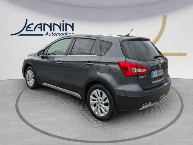 Suzuki S-Cross image 2