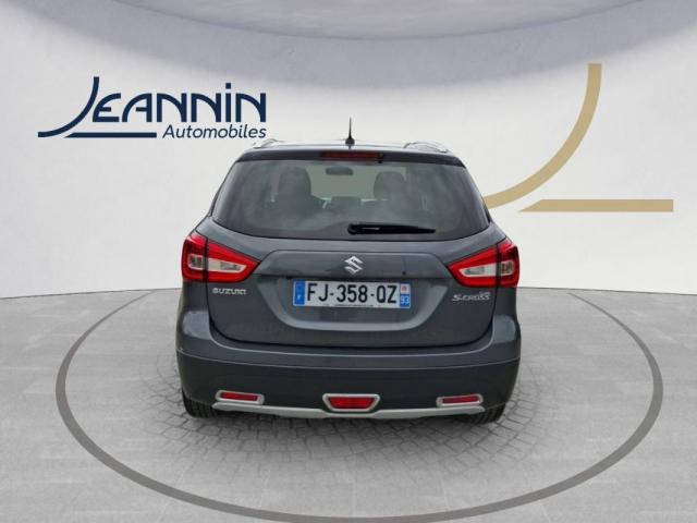 Suzuki S-Cross image 1