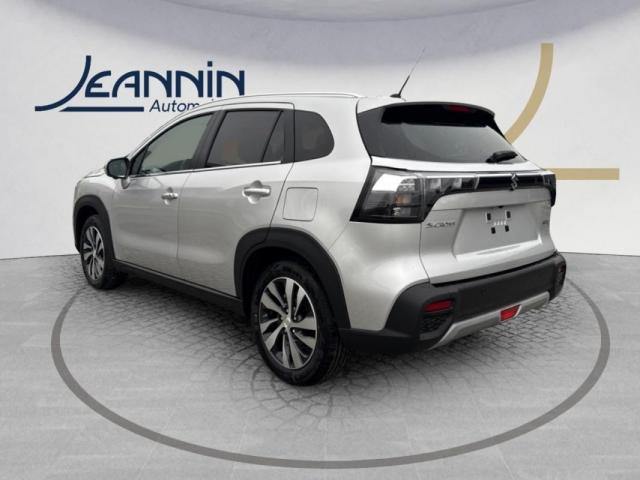 Suzuki S-Cross image 4