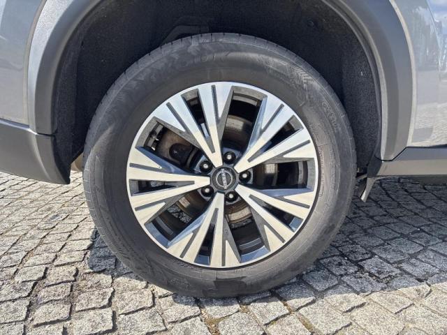 Nissan X-Trail image 5