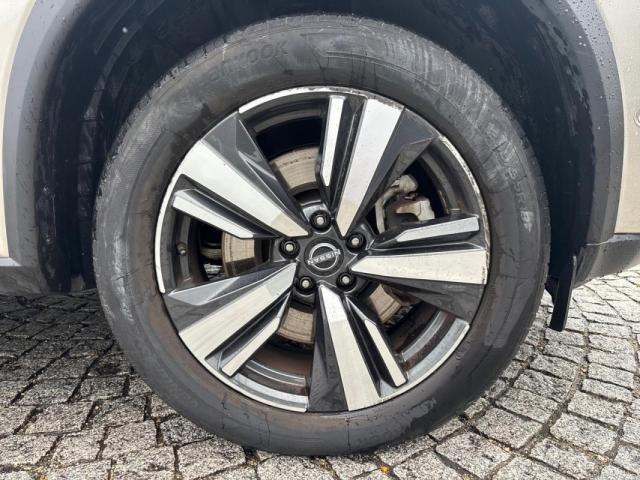 Nissan X-Trail image 2