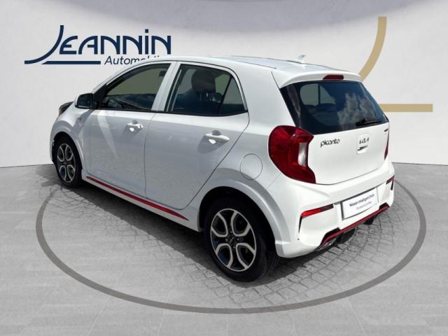 Kia Picanto image 8