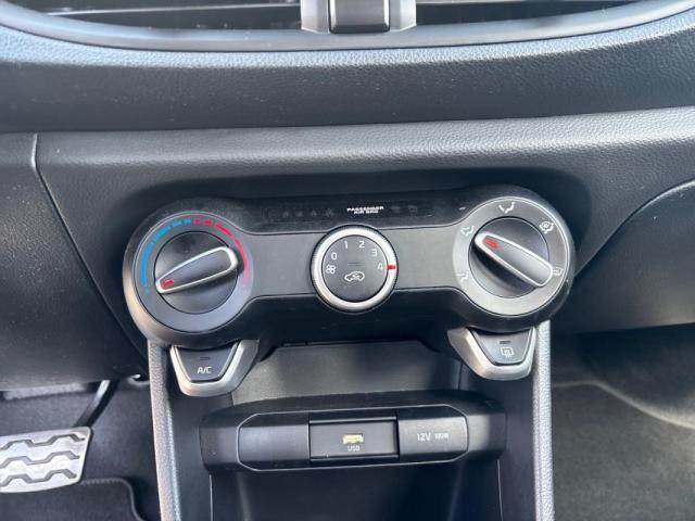 Kia Picanto image 5