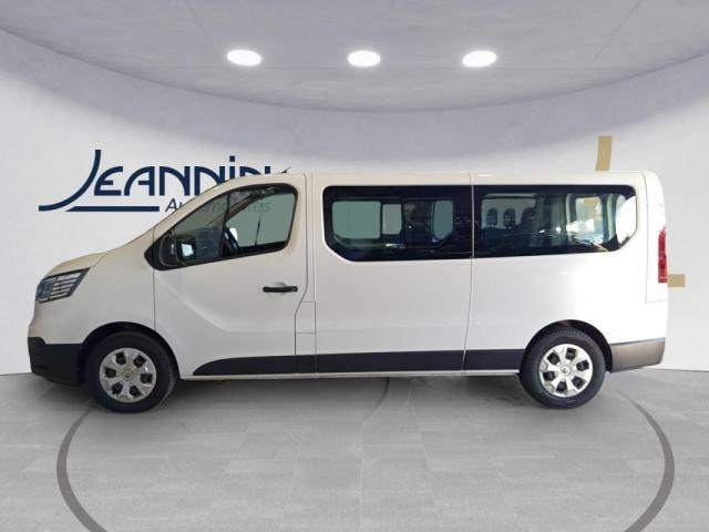Renault Trafic image 2