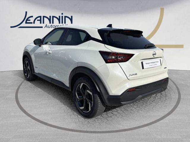 Nissan Juke image 8