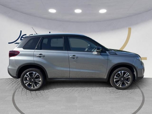 Suzuki Vitara image 8
