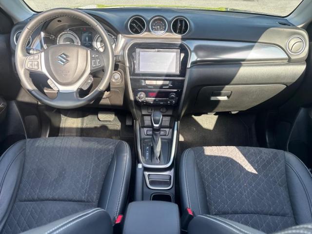 Suzuki Vitara image 9