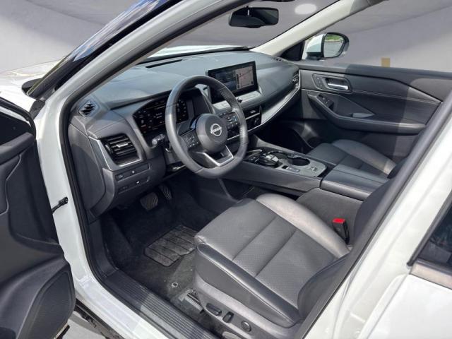 Nissan X-Trail image 2