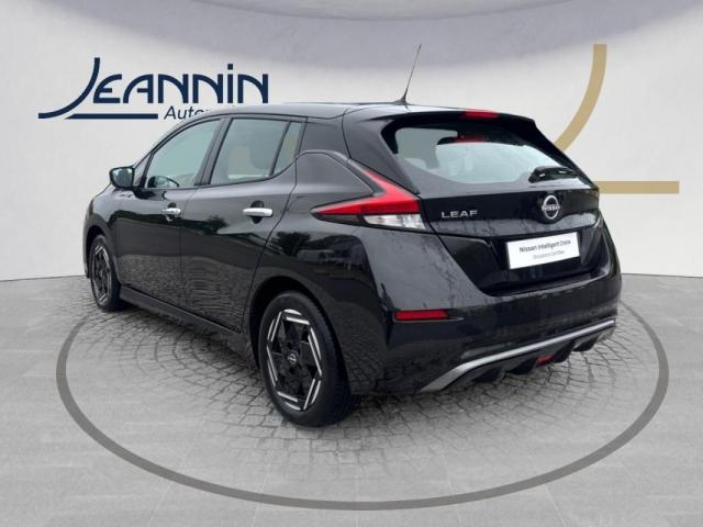 Nissan Leaf image 9