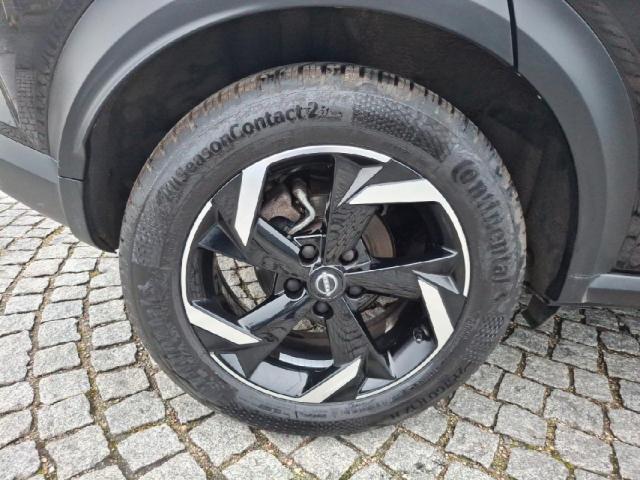 Nissan Juke image 9