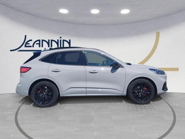 Ford Kuga image 6