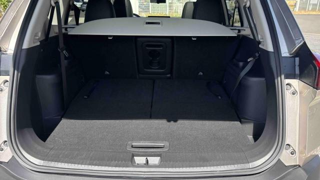 Nissan X-Trail image 9