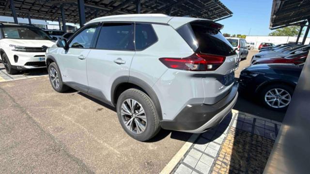 Nissan X-Trail image 1