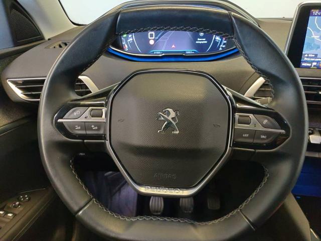 Peugeot 3008 image 3