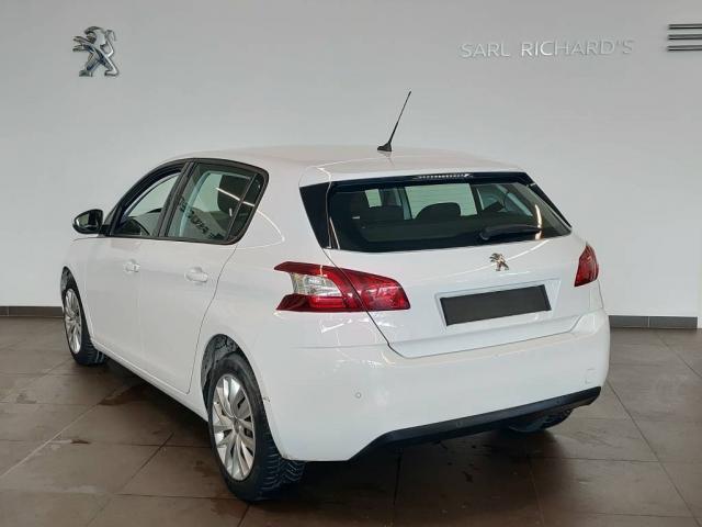 Peugeot 308 image 8
