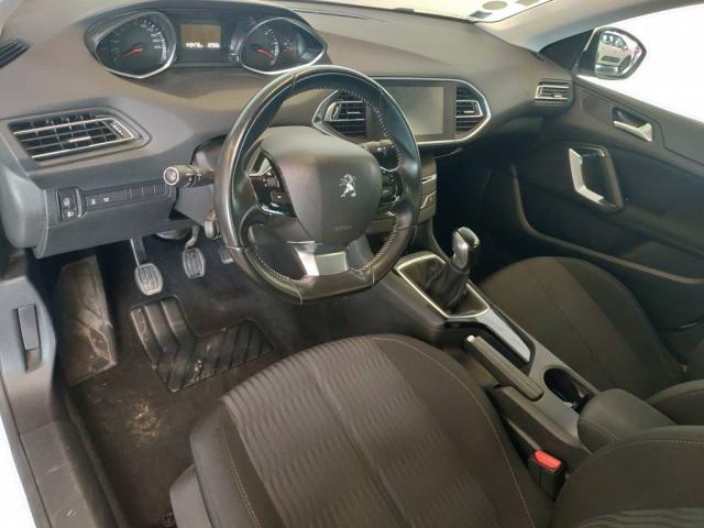Peugeot 308 image 3