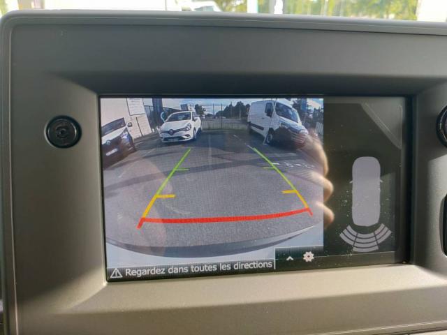 Renault Master image 2